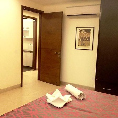 Woodpecker Service Apartamentos - Green Park Nueva Delhi Exterior foto