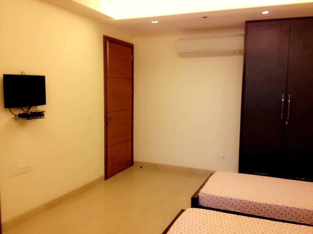 Woodpecker Service Apartamentos - Green Park Nueva Delhi Exterior foto