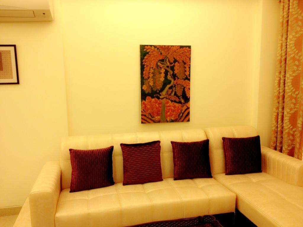 Woodpecker Service Apartamentos - Green Park Nueva Delhi Exterior foto