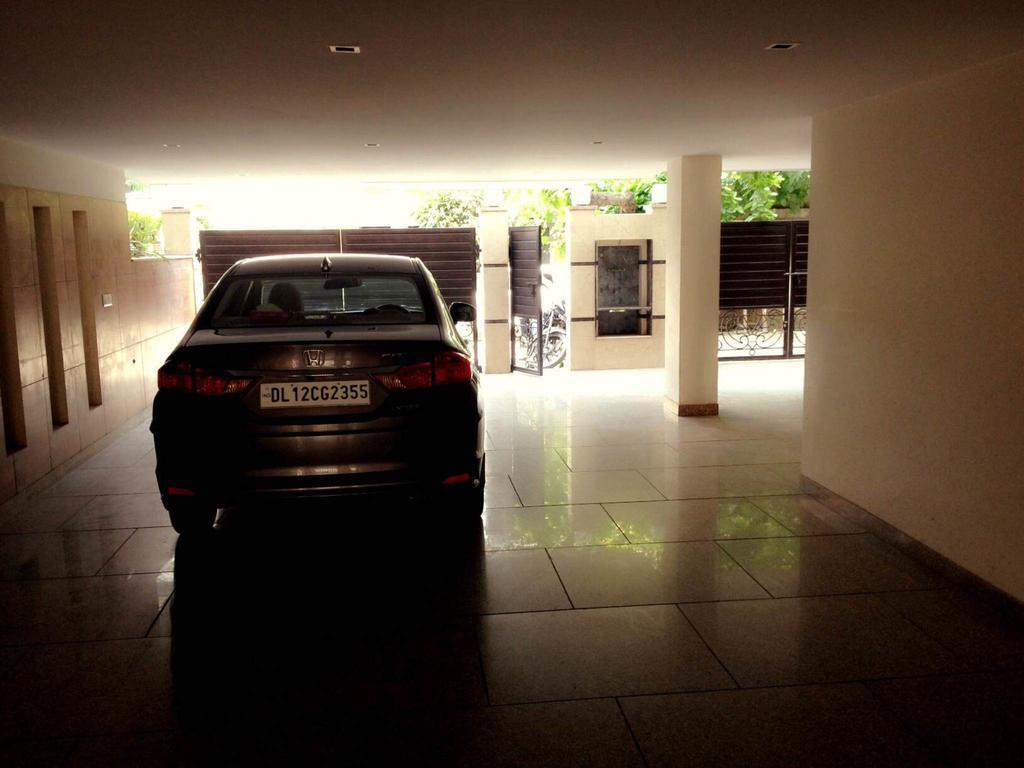 Woodpecker Service Apartamentos - Green Park Nueva Delhi Habitación foto